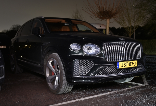 Bentley Bentayga Hybrid Azure 2024