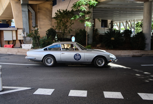 Ferrari 365 GT 2+2