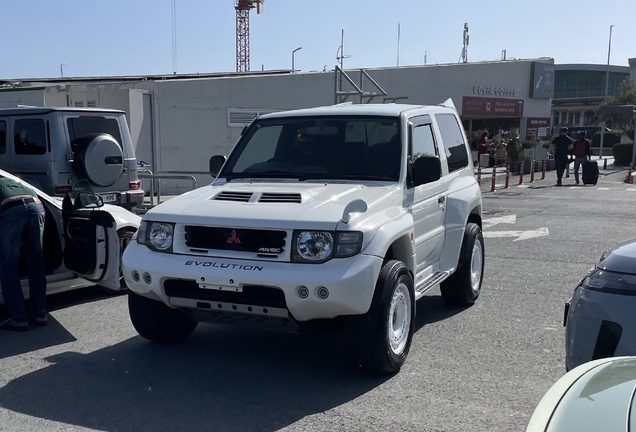 Mitsubishi Pajero Evolution