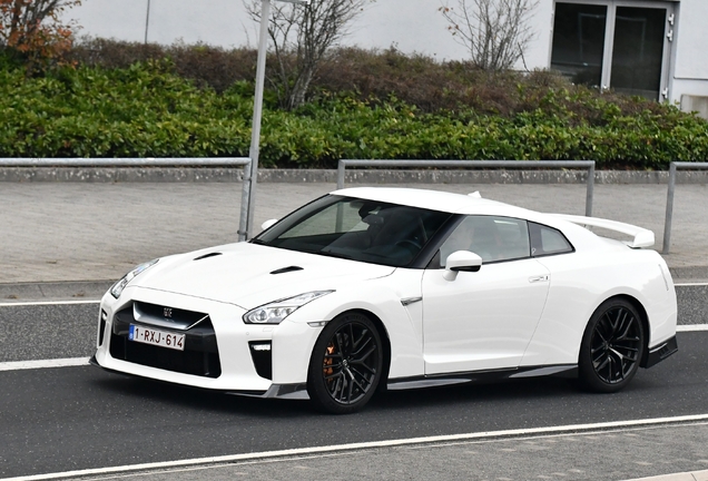 Nissan GT-R 2017