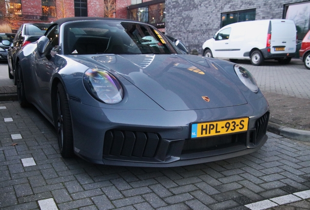 Porsche 992 Carrera 4 GTS Cabriolet MkII