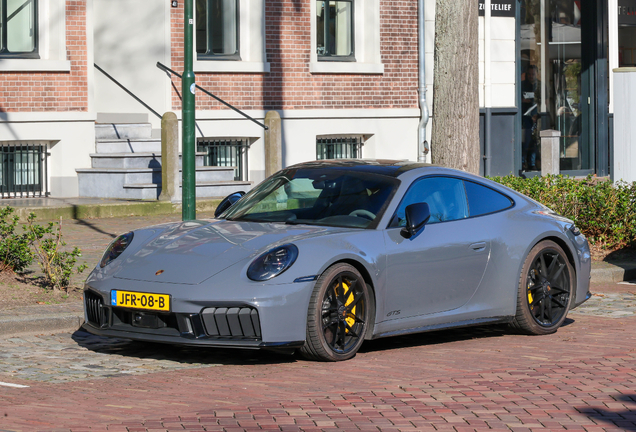 Porsche 992 Carrera 4 GTS MkII
