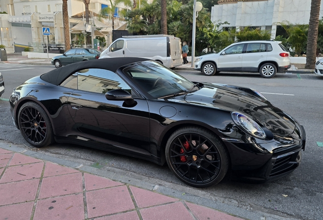 Porsche 992 Carrera 4S Cabriolet MkI