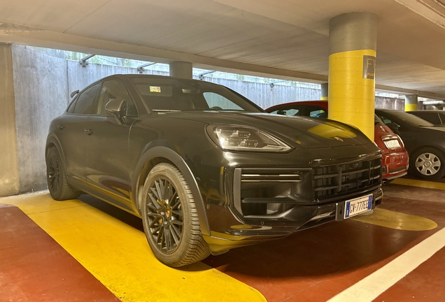 Porsche Cayenne Coupé Turbo E-Hybrid