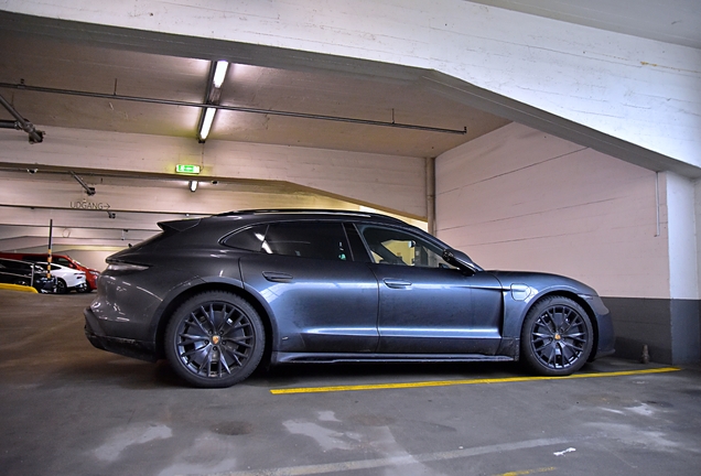Porsche Taycan GTS Sport Turismo