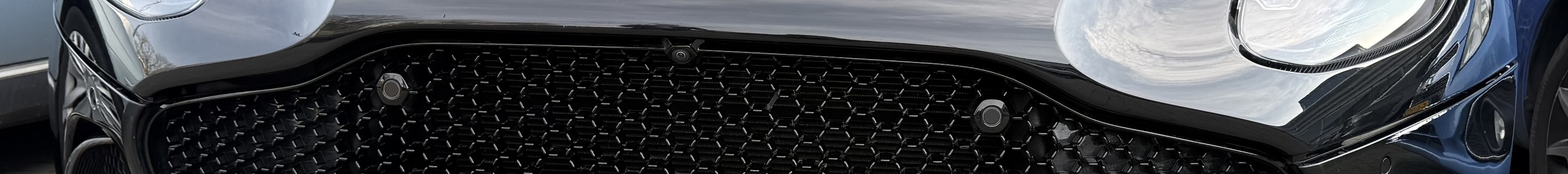 Aston Martin DBS 770 Ultimate Volante