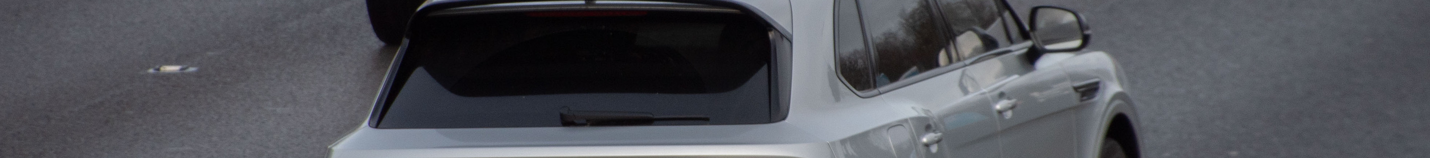 Bentley Bentayga V8 2021