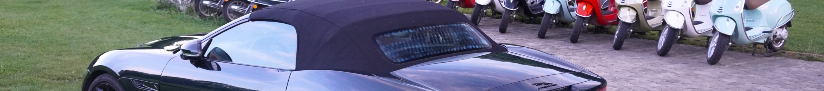 Jaguar F-TYPE R75 Convertible