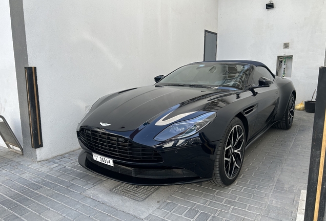 Aston Martin DB11 V8 Volante