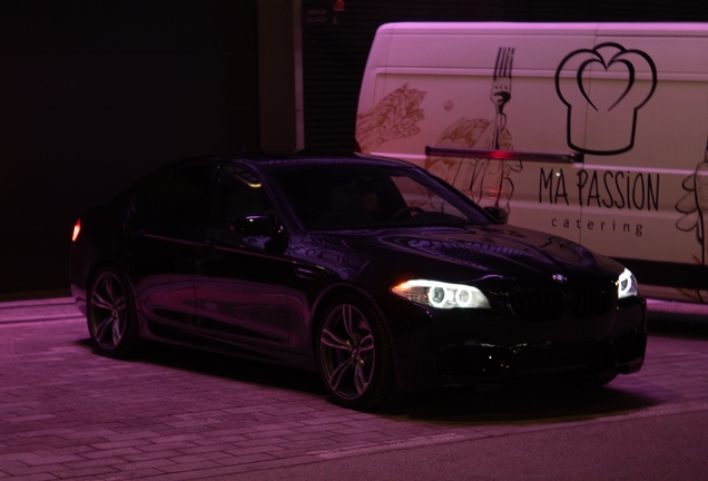 BMW M5 F10 2011