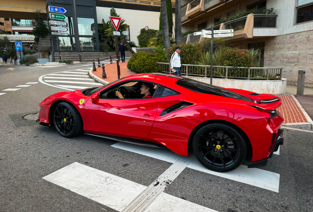 Ferrari 488 Pista