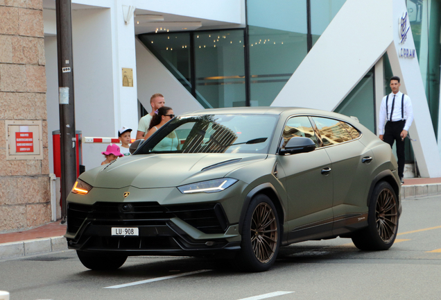 Lamborghini Urus Performante