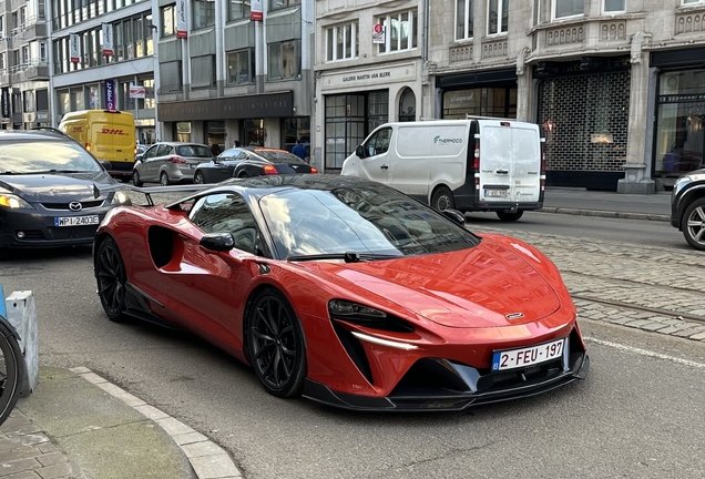 McLaren Artura Forza Performance