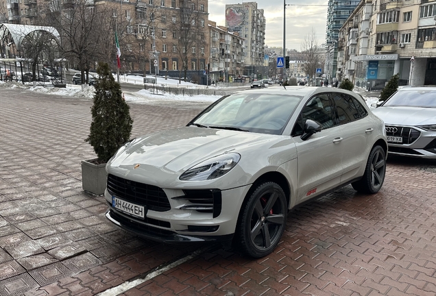 Porsche 95B Macan GTS MkIII