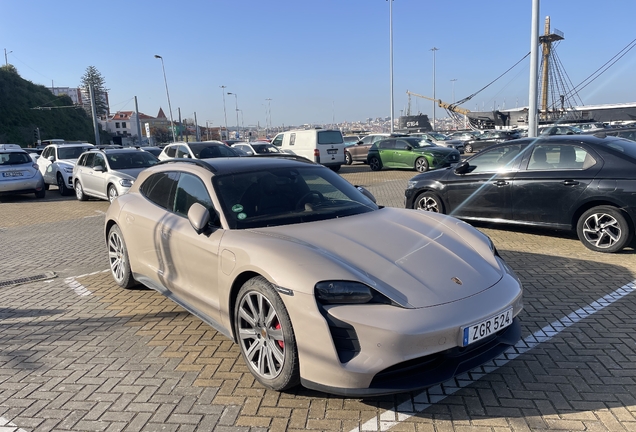 Porsche Taycan GTS Sport Turismo