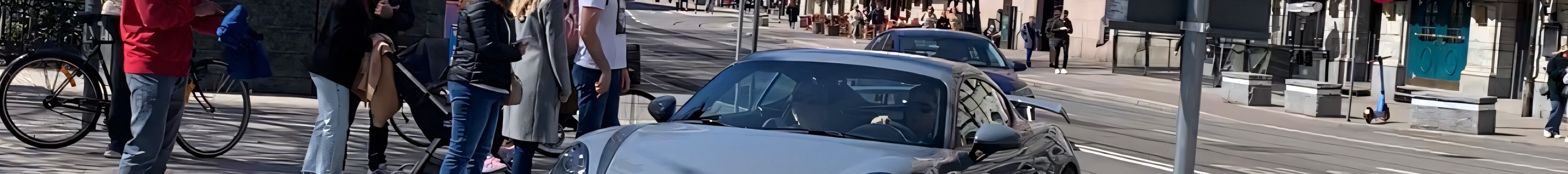 Porsche 718 Cayman GT4