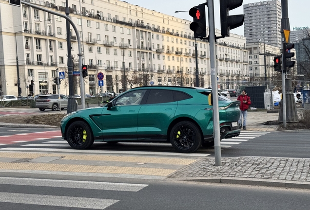 Aston Martin DBX S