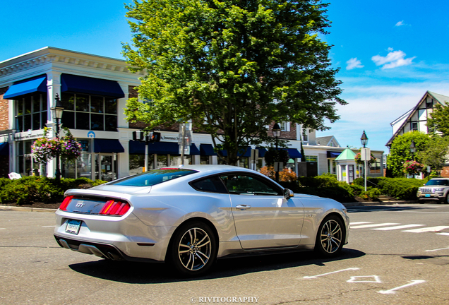 Ford Mustang GT 2015