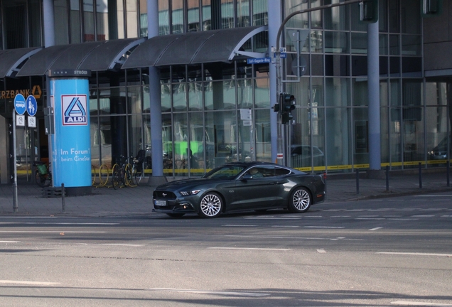 Ford Mustang GT 2015