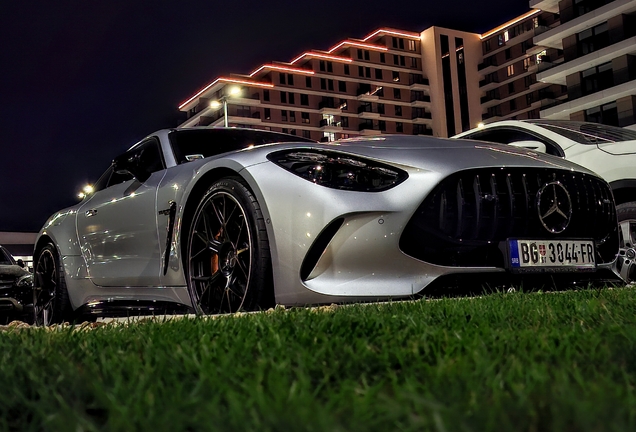 Mercedes-AMG GT 63 C192