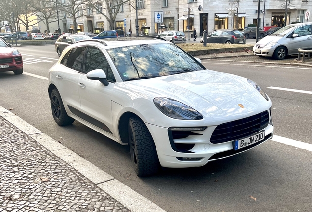 Porsche 95B Macan GTS MkI