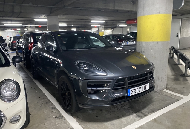 Porsche 95B Macan GTS MkII