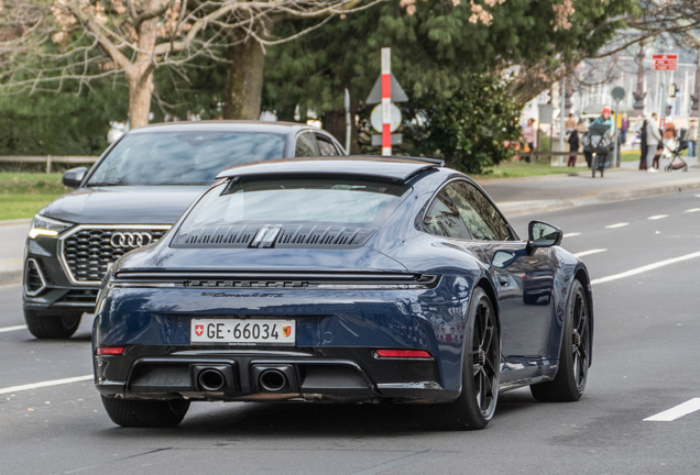 Porsche 992 Carrera 4 GTS MkII
