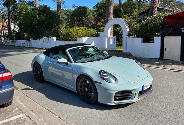 Porsche 992 Carrera 4S Cabriolet MkII