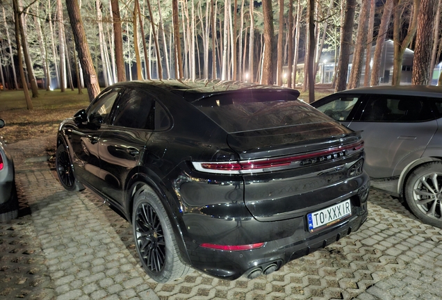 Porsche Cayenne Coupé Turbo E-Hybrid