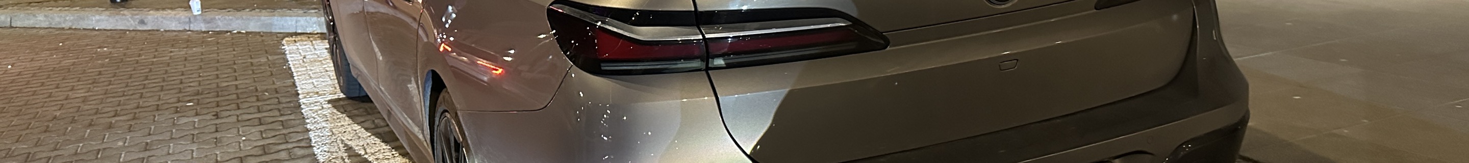 BMW M760e xDrive