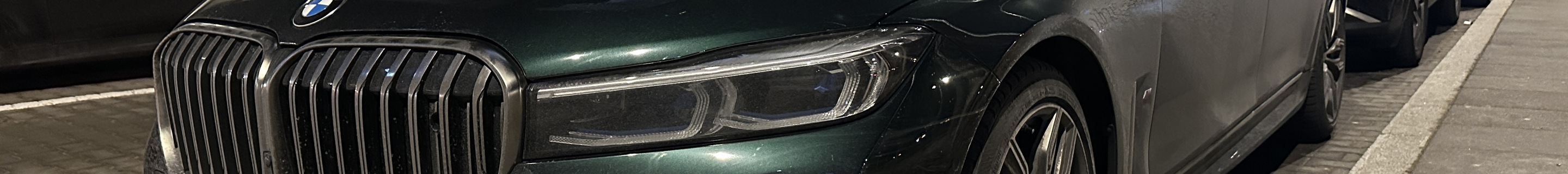 BMW M760Li xDrive 2019