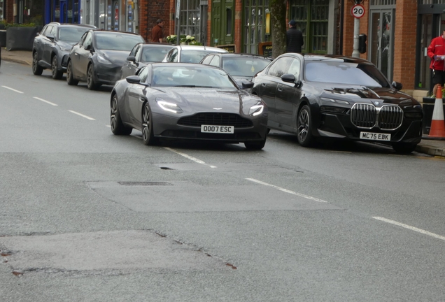 Aston Martin DB11 V8