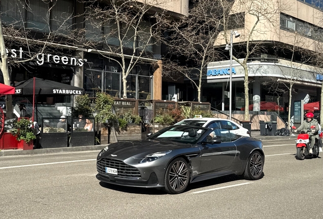 Aston Martin DB12 Volante