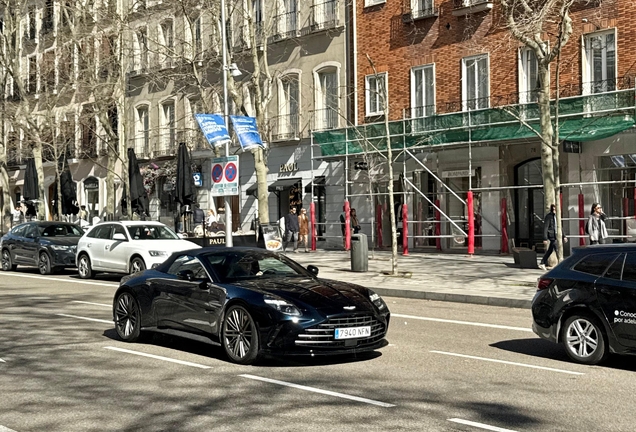 Aston Martin V8 Vantage Roadster 2025