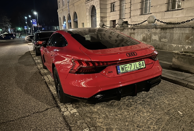 Audi RS E-Tron GT 2025