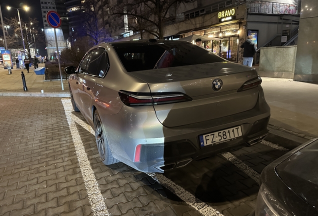 BMW M760e xDrive