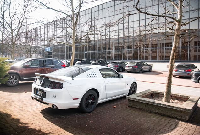Ford Mustang GT 2013