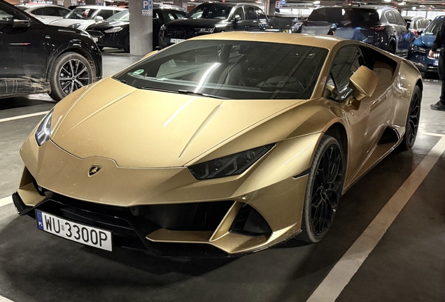 Lamborghini Huracán LP640-4 EVO