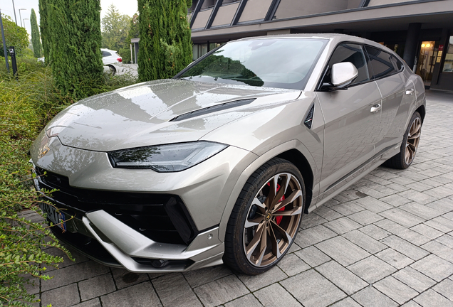 Lamborghini Urus S