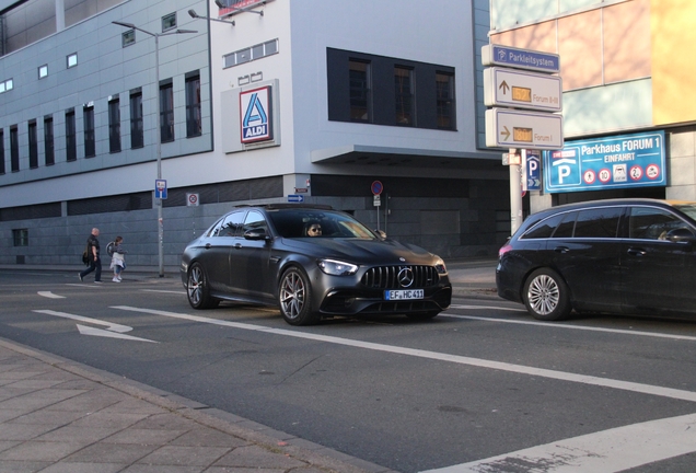 Mercedes-AMG E 63 S W213 Final Edition
