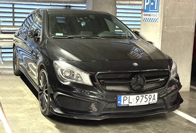 Mercedes-Benz CLA 45 AMG Shooting Brake