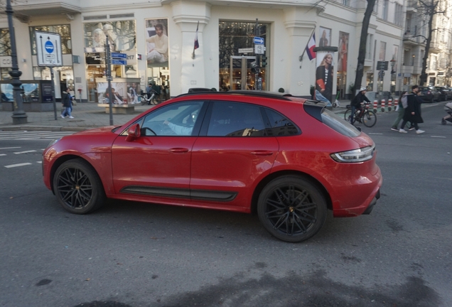 Porsche 95B Macan GTS MkIII