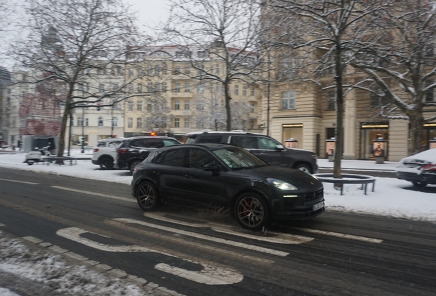Porsche 95B Macan GTS MkIII