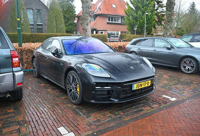 Porsche 972 Panamera Turbo S E-Hybrid