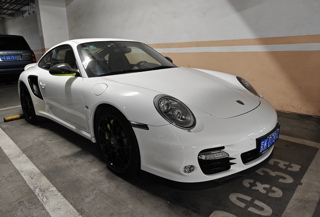 Porsche 997 Turbo S 918 Spyder Edition