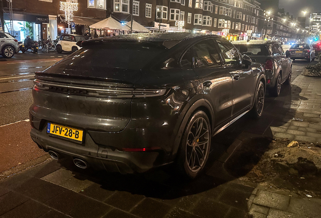 Porsche Cayenne Coupé Turbo E-Hybrid