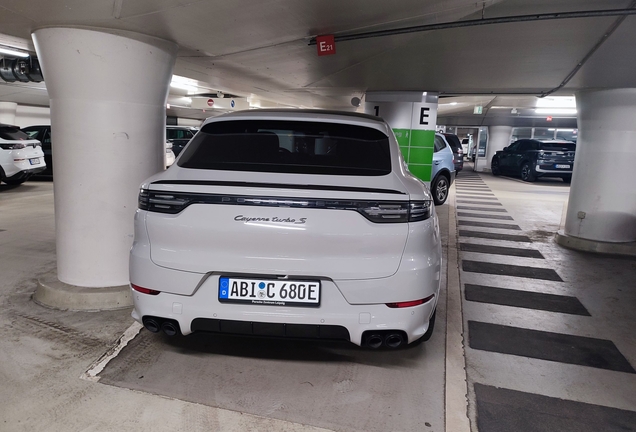 Porsche Cayenne Coupé Turbo S E-Hybrid