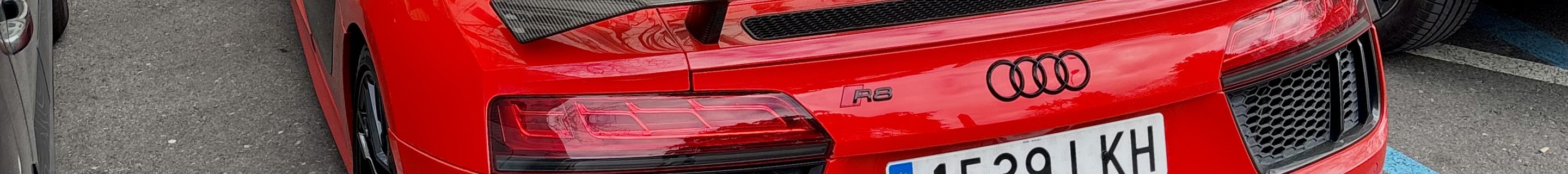 Audi R8 V10 Plus 2015