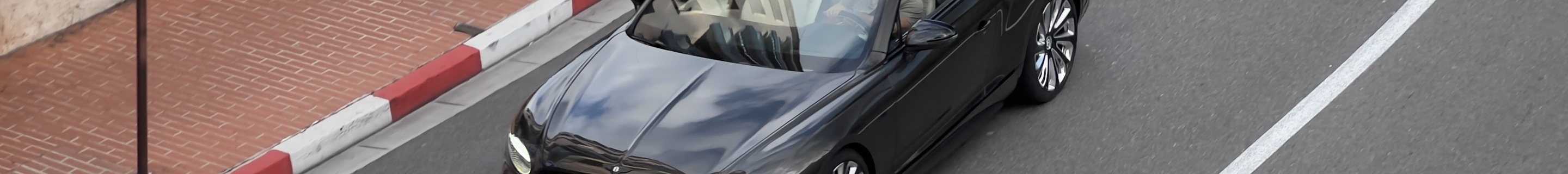 Bentley Continental GTC Mulliner 2025