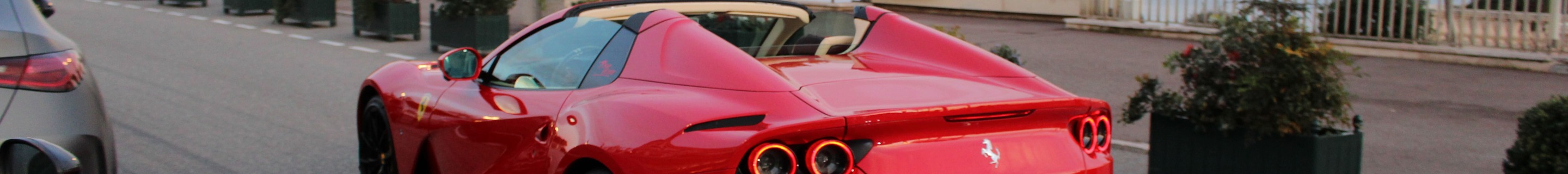 Ferrari 812 GTS